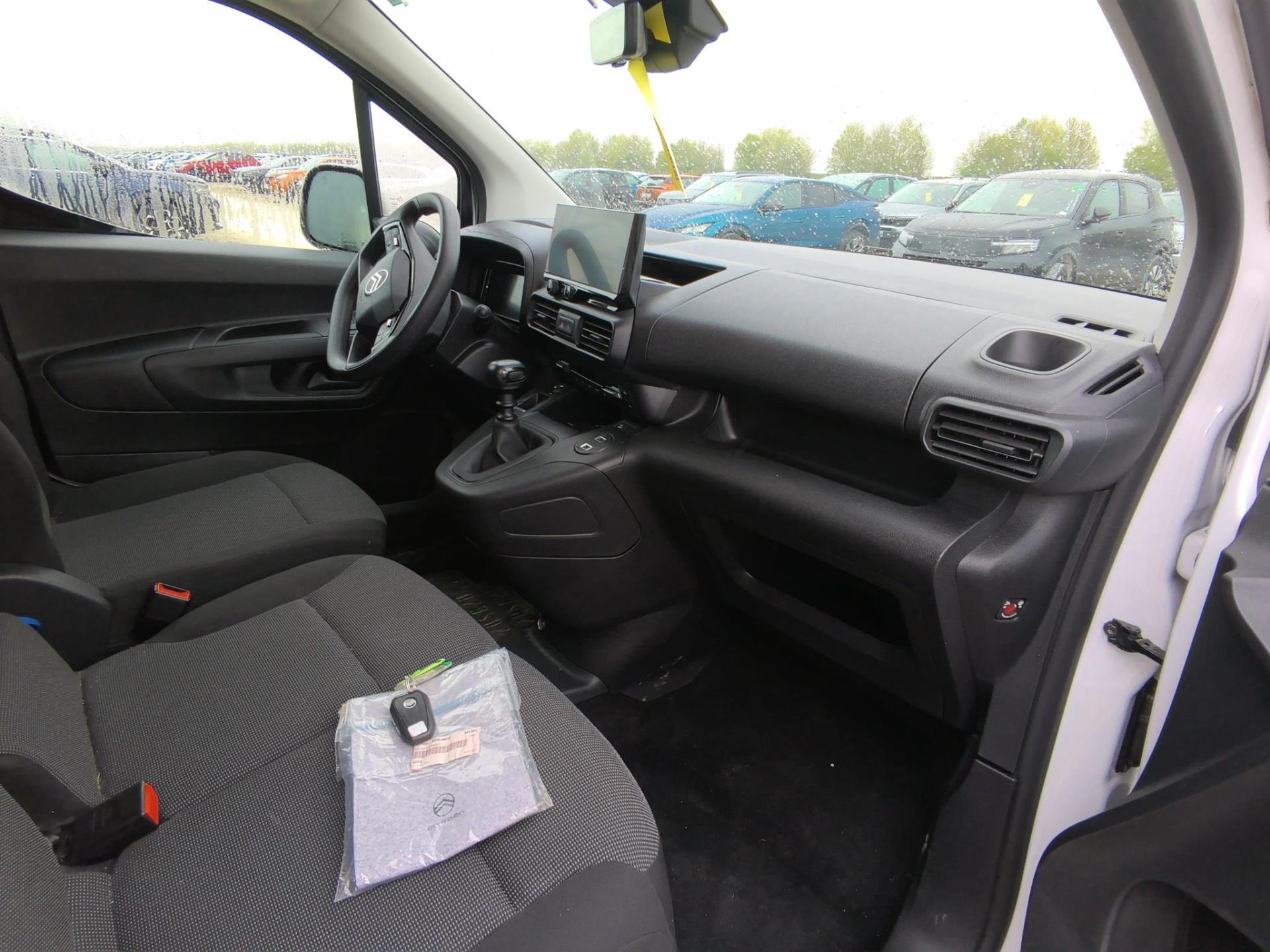 Citroen BERLINGO VAN TAILLE XL 950KG BLUEHDI 100 S&S BVM6  2024
