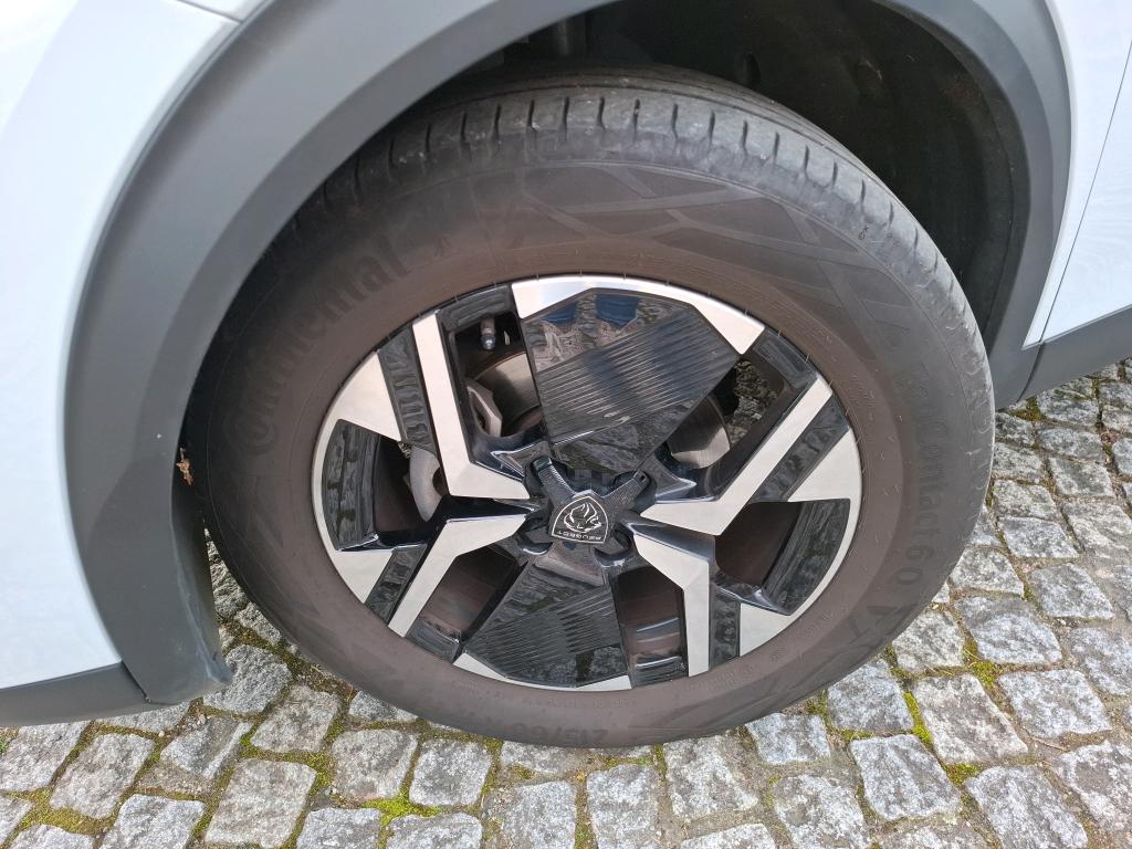 Peugeot 2008 PureTech 130 S&S EAT8 GT 2024