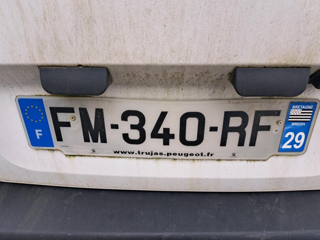 Peugeot PARTNER FOURGON STANDARD 650 KG BLUEHDI 100 S&S BVM5 PREMIUM 2019