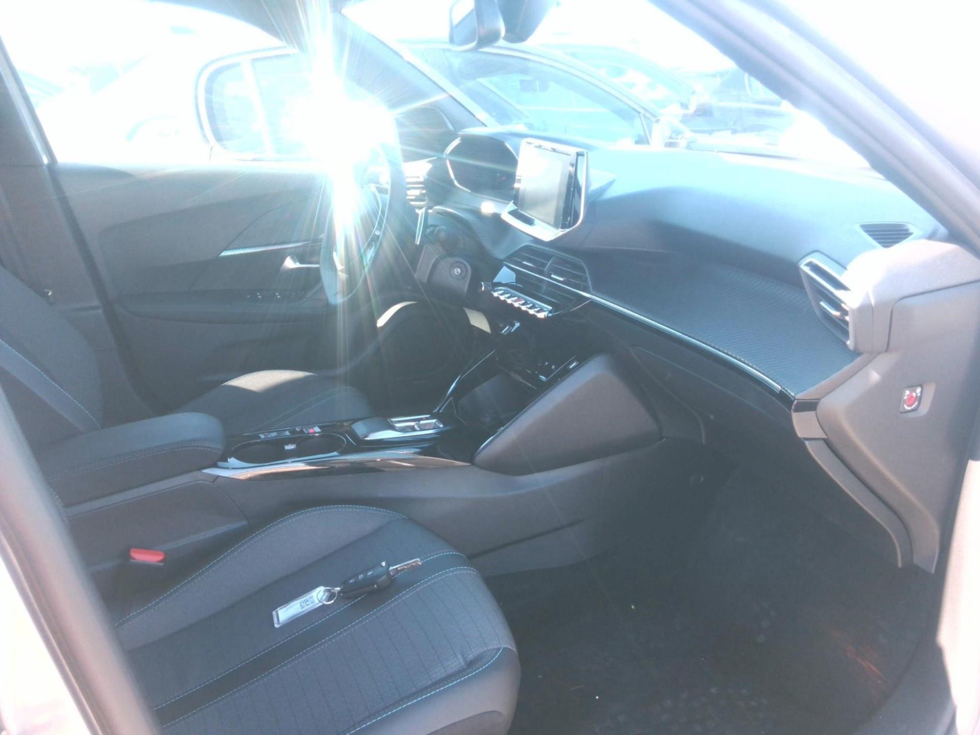 Peugeot 2008 BlueHDi 130 S&S EAT8 Allure 2023