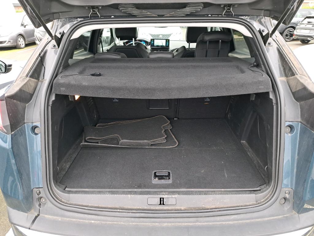 Peugeot 3008 Hybrid 225 e-EAT8 Roadtrip 2022