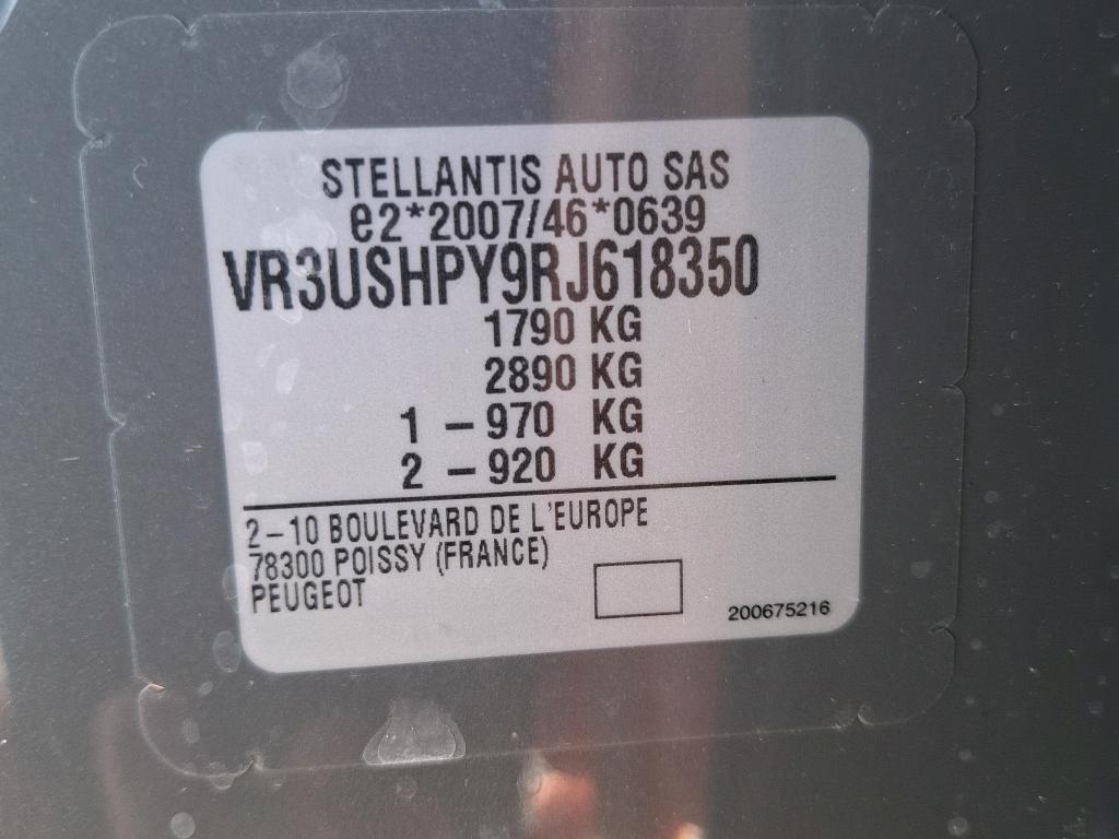 Peugeot 2008 Hybrid 136 e-DCS6 Allure 2024