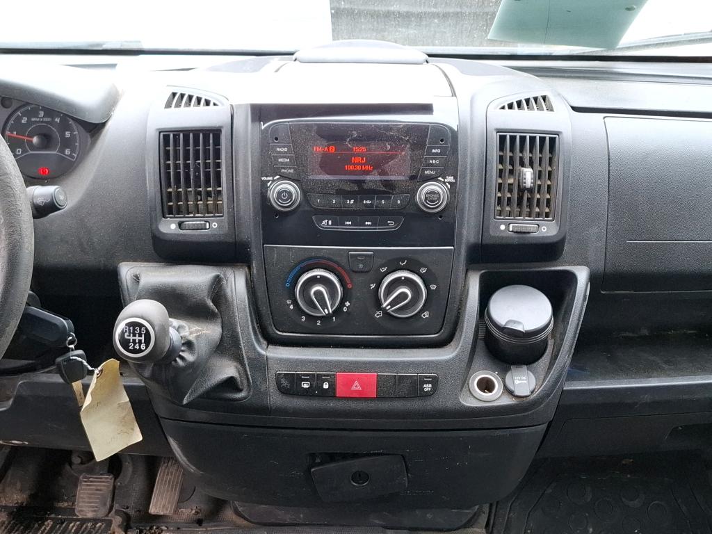 Peugeot BOXER CA 335 L2H2 2.2 HDi 110 2015