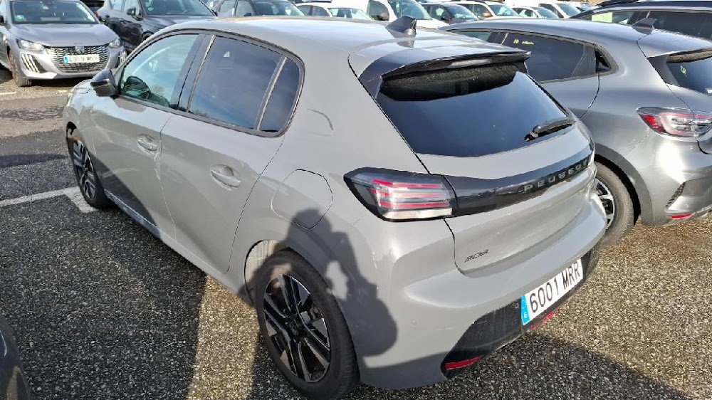 Foto Peugeot 208 6