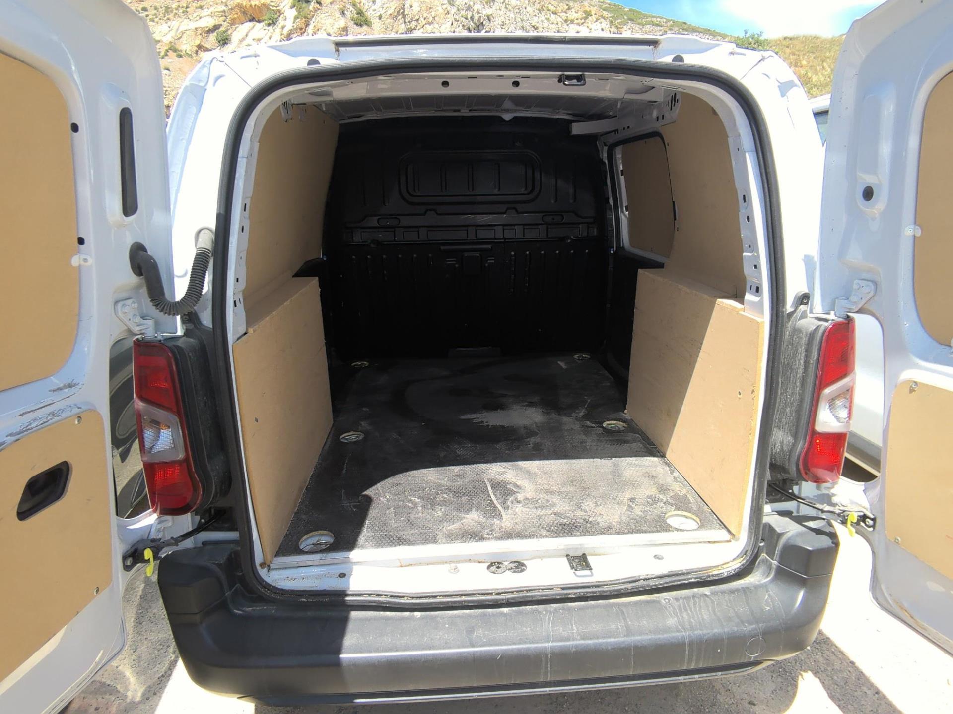 Opel COMBO CARGO M 600 KG PURETECH 110 S&S BVM6 2024