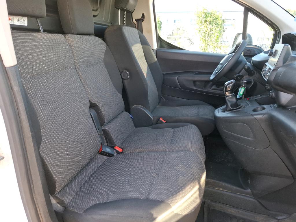 Peugeot PARTNER FOURGON STANDARD 650 KG BLUEHDI 100 S&S BVM5 PREMIUM 2020