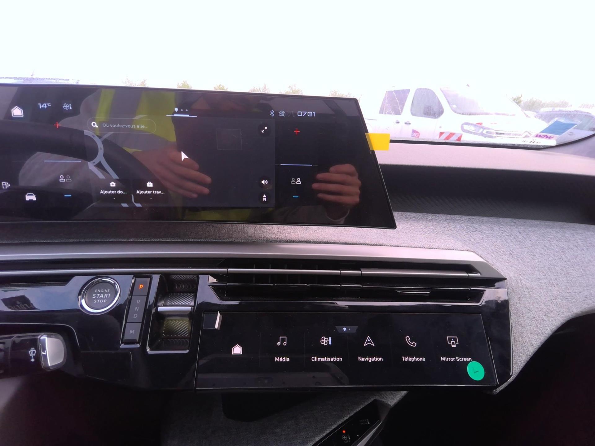Peugeot 3008 Hybrid 136 e-DCS6 Allure 2023