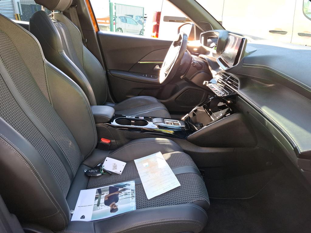 Peugeot 2008 Electrique 136 ch GT 2022