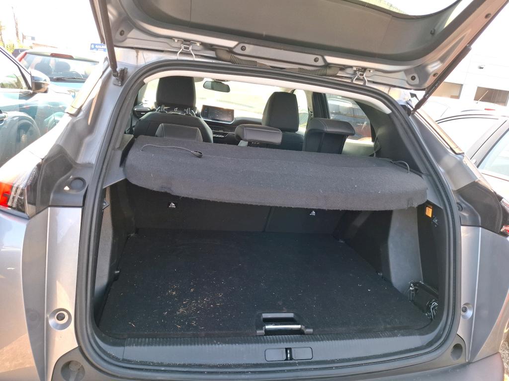 Peugeot 2008 BlueHDi 130 S&S EAT8 Allure Business 2021