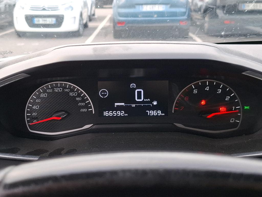 Peugeot 208 BlueHDi 100 S&S BVM6 Active 2021