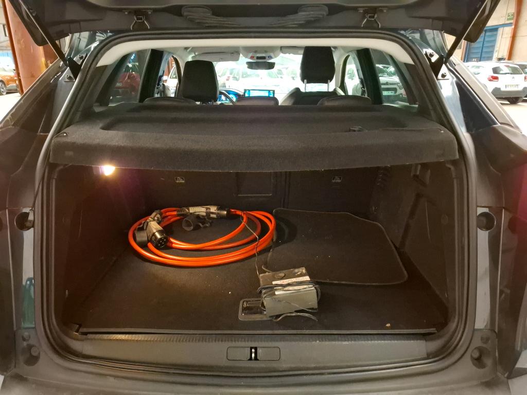 Peugeot 3008 Hybrid 225 e-EAT8 Allure 2022