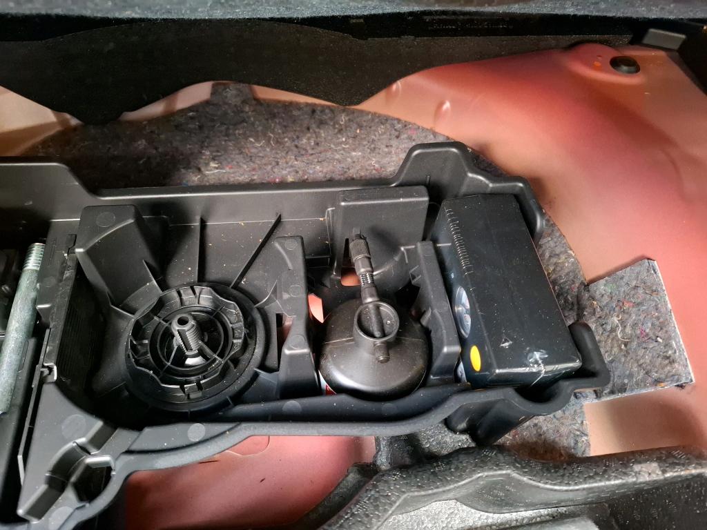 Peugeot 2008 PureTech 130 S&S EAT8 Allure 2022