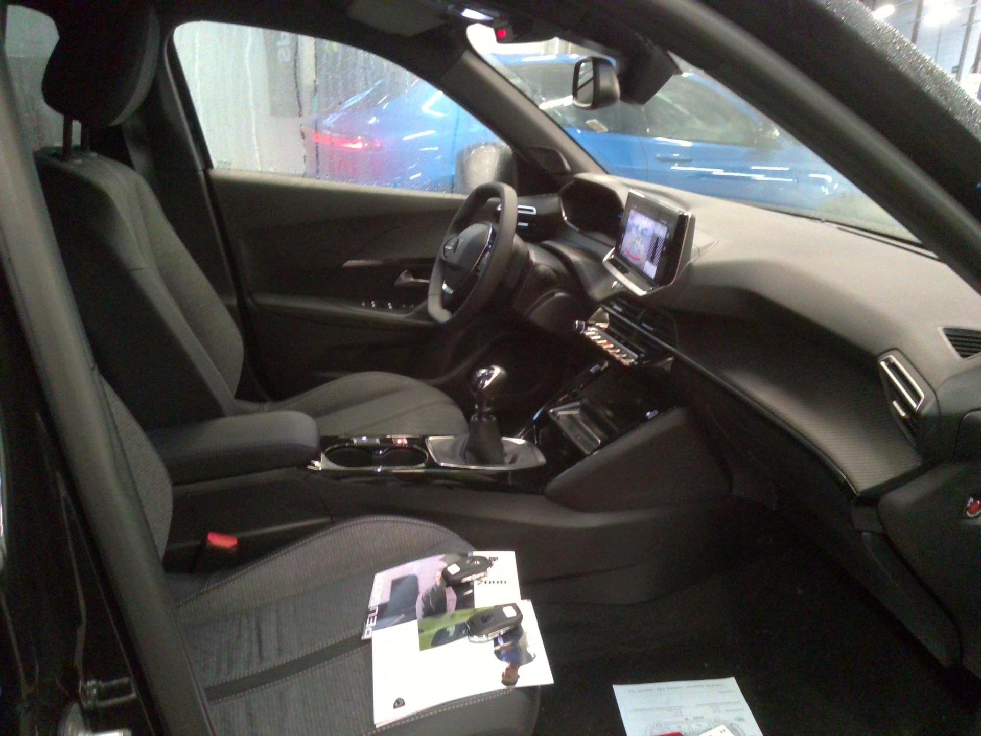 Peugeot 2008 100 S&S BVM6 Allure 2024