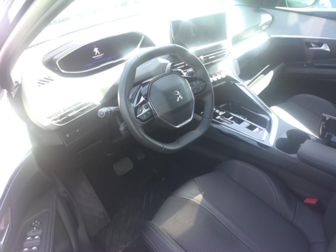 Foto Peugeot 5008 12