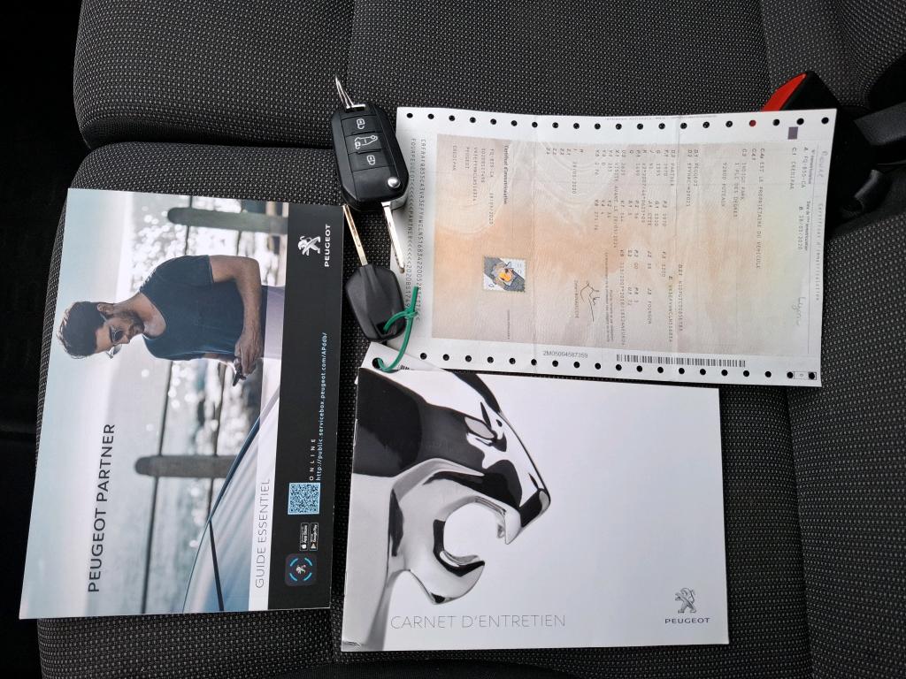 Peugeot PARTNER FOURGON STANDARD 650 KG BLUEHDI 75 BVM5 PREMIUM 2020