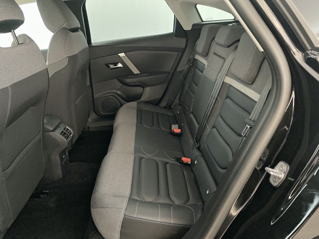 Citroen C4 Hybride 136 e-DCS6 Max 2024