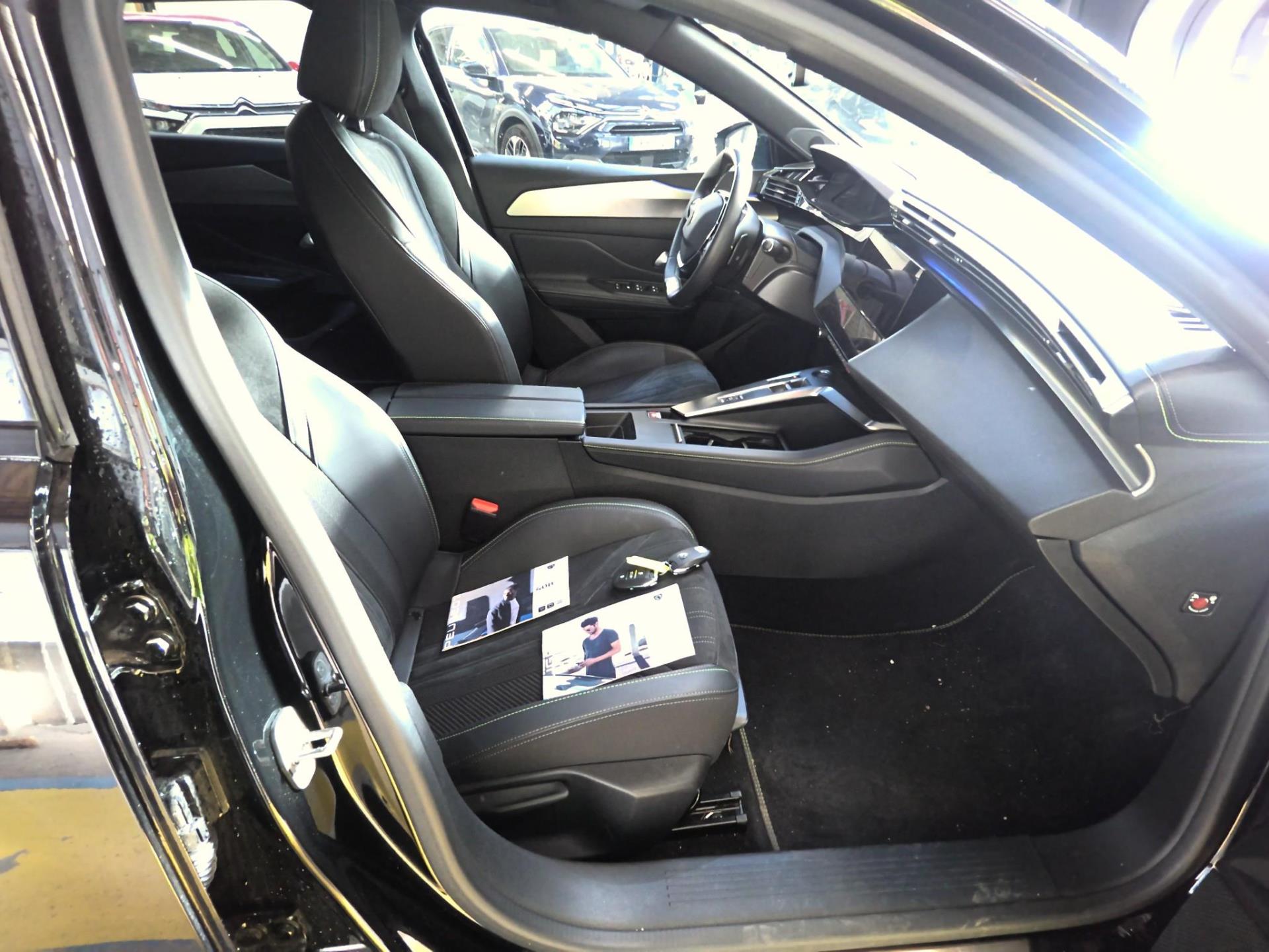 Peugeot 408 PHEV 180 e-EAT8 GT 2023
