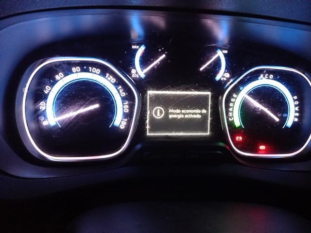 Foto Peugeot e-Expert 7