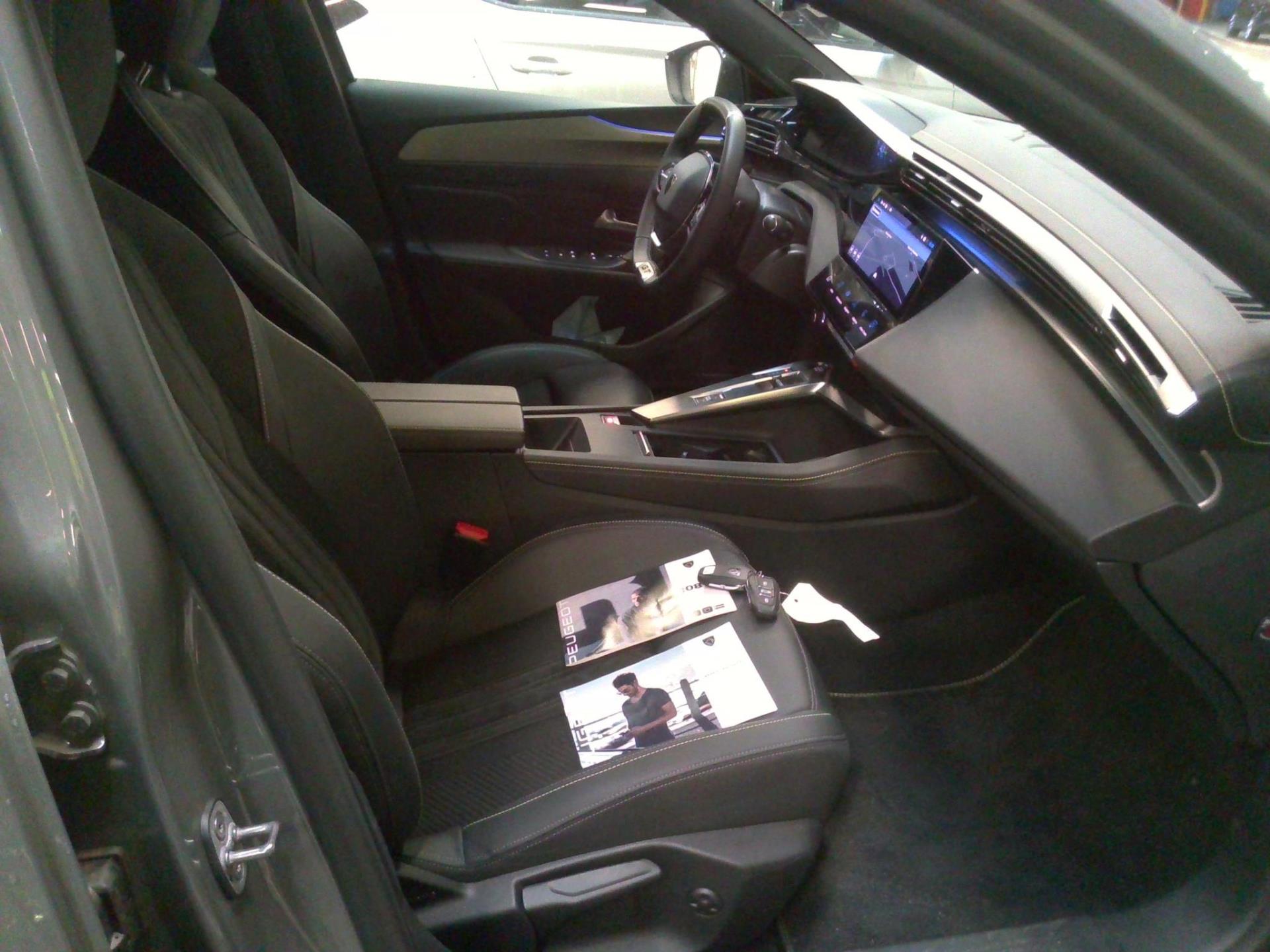 Peugeot 308 SW PHEV 180 e-EAT8 GT 2024