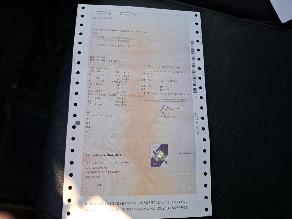 Peugeot PARTNER FOURGON STANDARD 650 KG BLUEHDI 100 S&S BVM5 PREMIUM 2021
