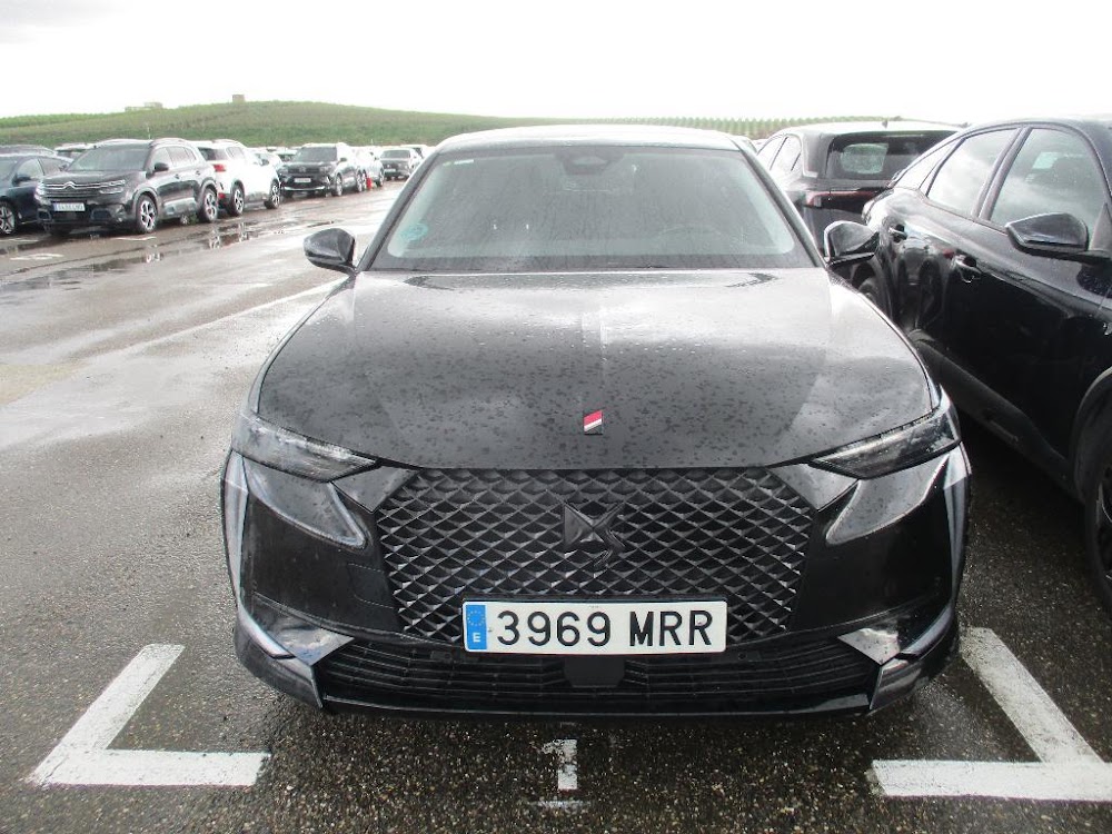DS DS4 DS 4 BlueHDi 130 auto PERFORMANCE LINE