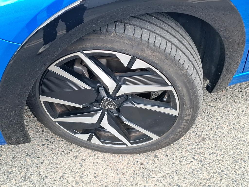 Peugeot 208 Hybrid 110 e-DCS6 GT 2025