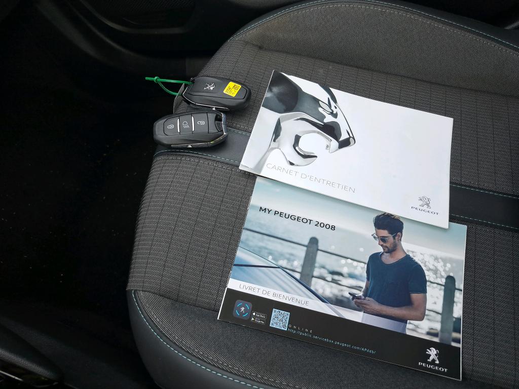 Peugeot 2008 BlueHDi 110 S&S BVM6 Allure Business 2021