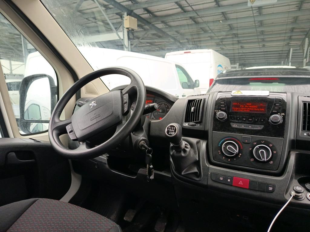 Peugeot BOXER PLC 435 L4 BLUEHDI 140 S&S PRO SR 2021