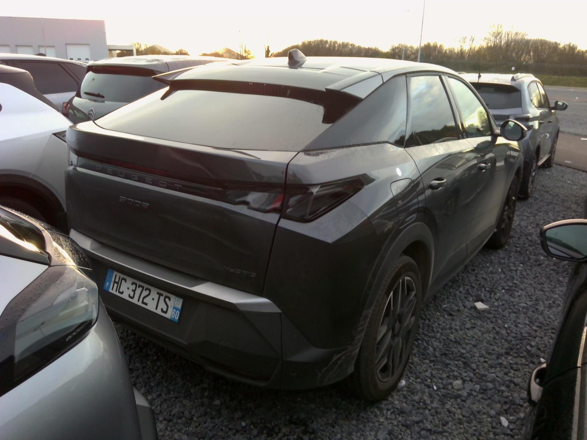 Peugeot 3008 Hybrid 145 e-DCS6 GT 2025