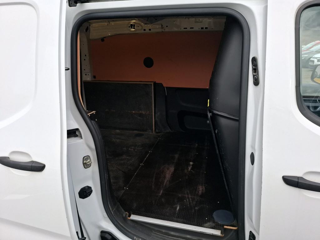 Peugeot PARTNER FOURGON STANDARD 1000 KG BLUEHDI 100 S&S BVM5 GRIP 2021