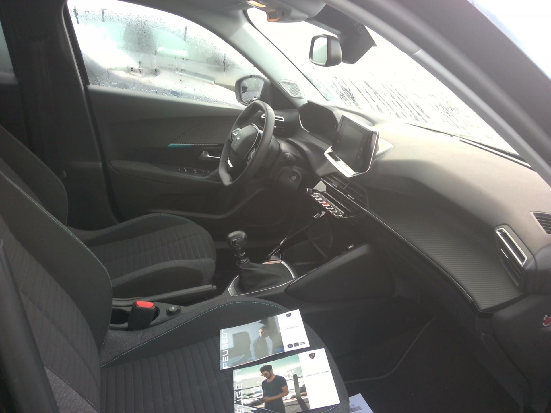 Peugeot 2008 PureTech 130 S&S BVM6 Style 2022