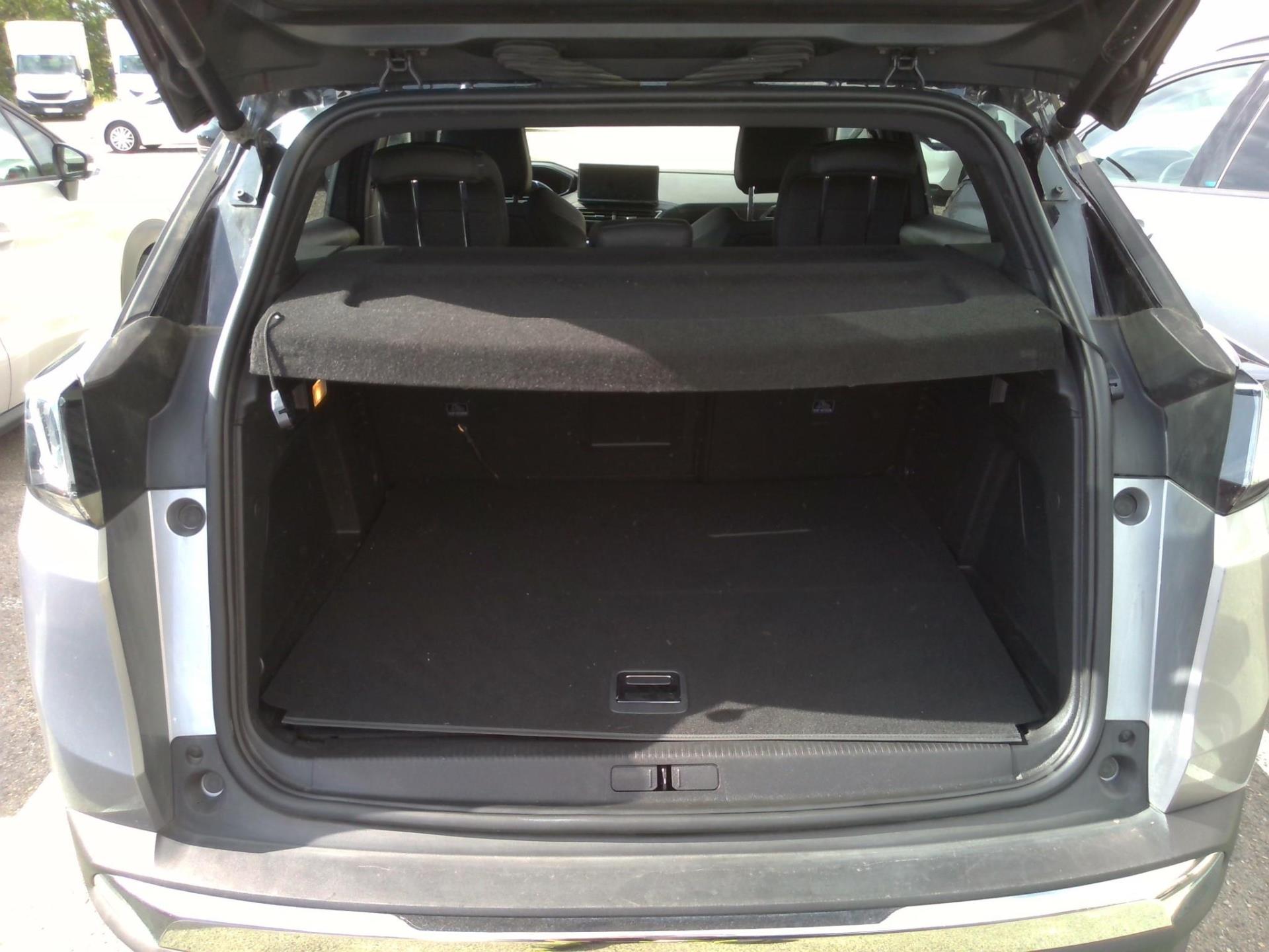 Peugeot 3008 Hybrid4 300 e-EAT8 GT Pack 2022