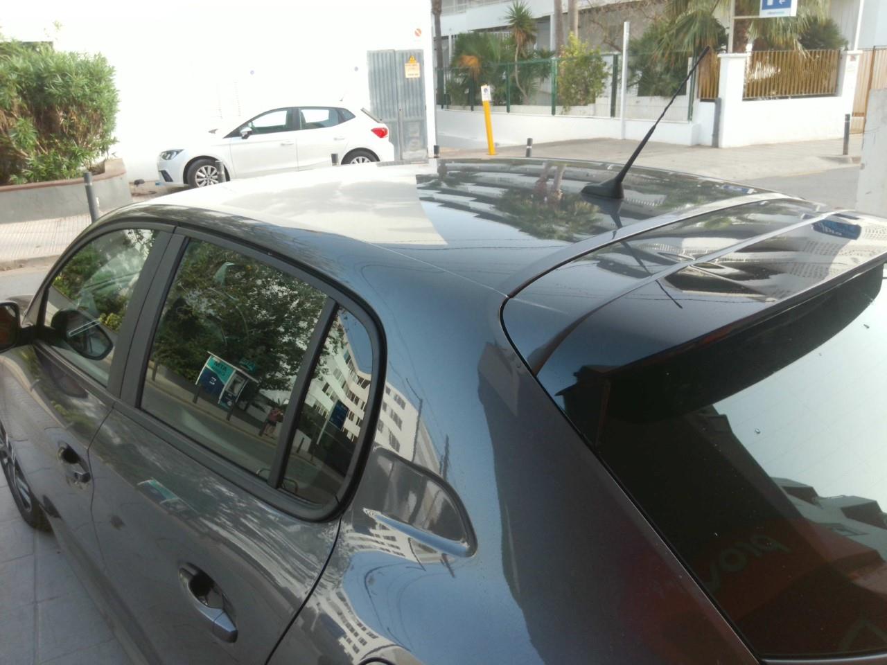 Foto Peugeot 208 17