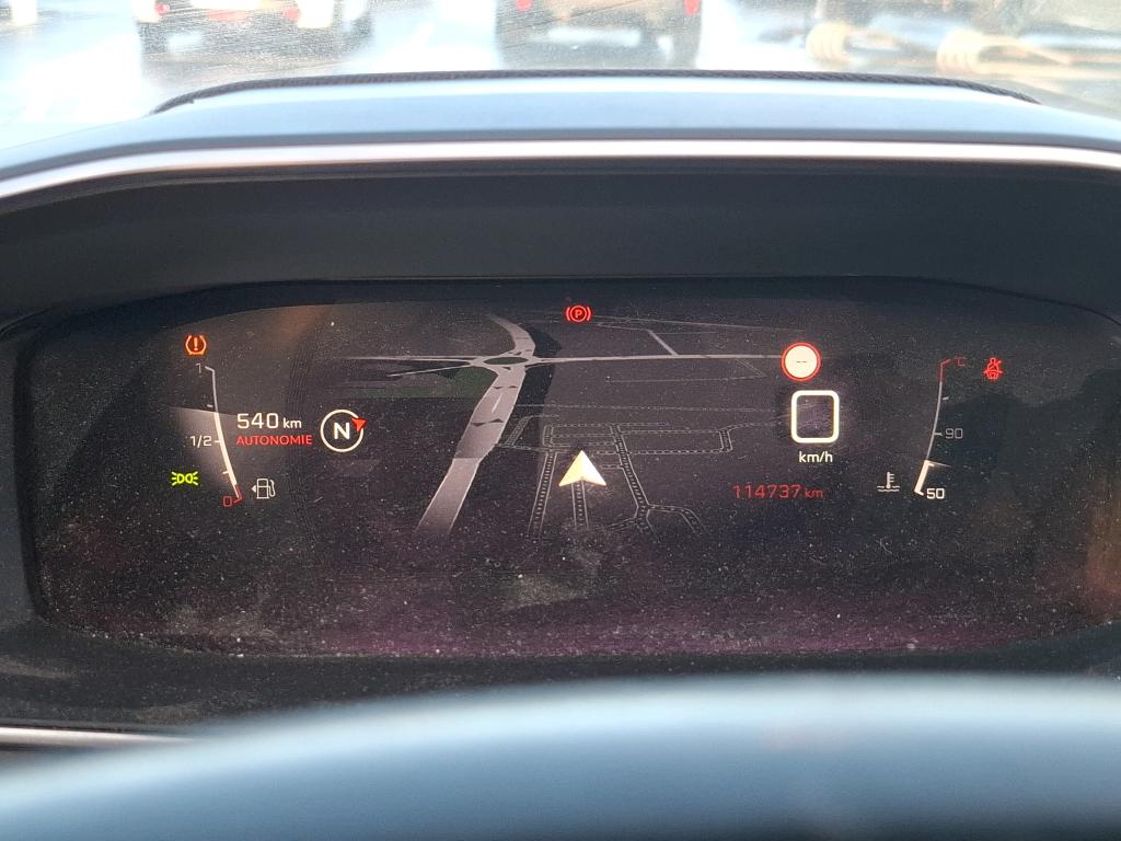 Peugeot 208 BlueHDi 100 S&S BVM6 Allure Business 2021