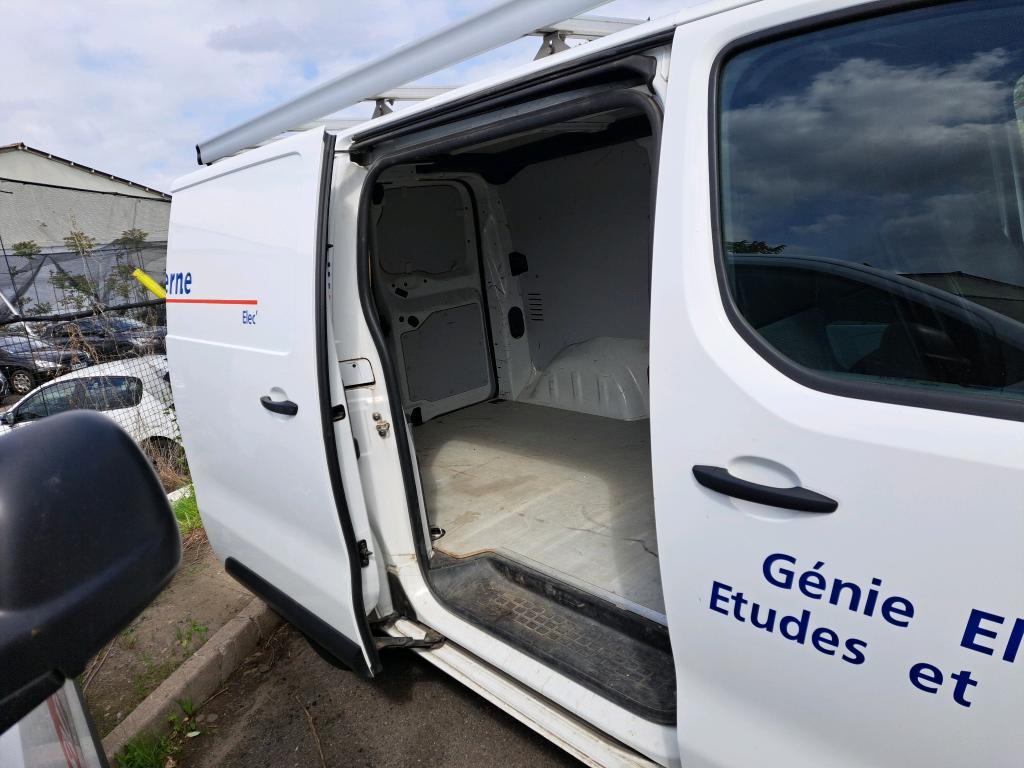 Peugeot EXPERT FGN TOLE STANDARD BLUEHDI 120 S&S BVM6 PREMIUM PACK 2018