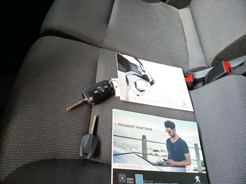 Peugeot PARTNER FOURGON STANDARD 1000 KG BLUEHDI 100 S&S BVM5 ASPHALT 2020