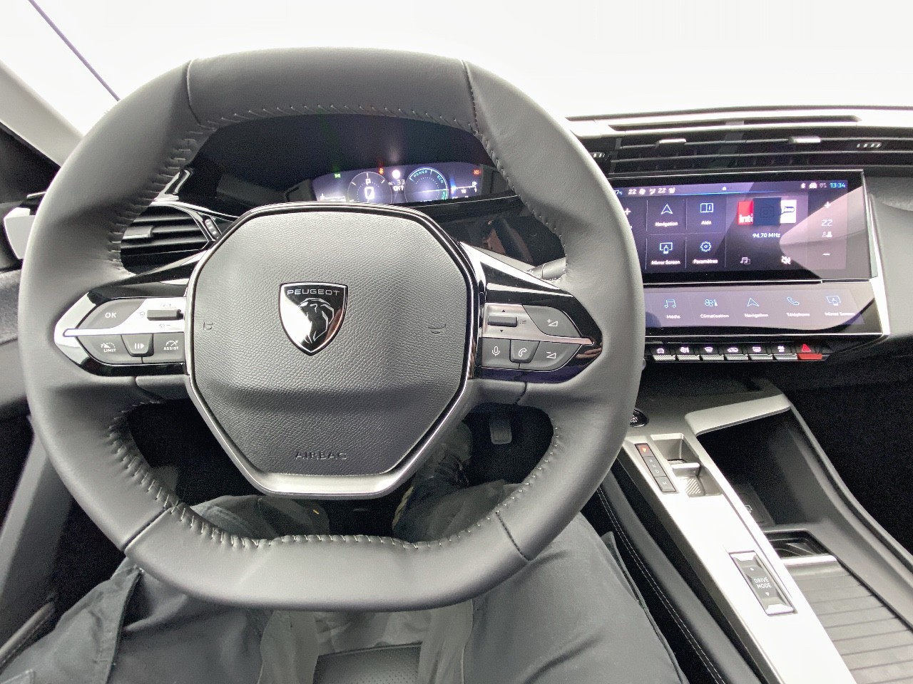 Peugeot 308 Hybrid 136 e-DCS6 Active Pack 2023