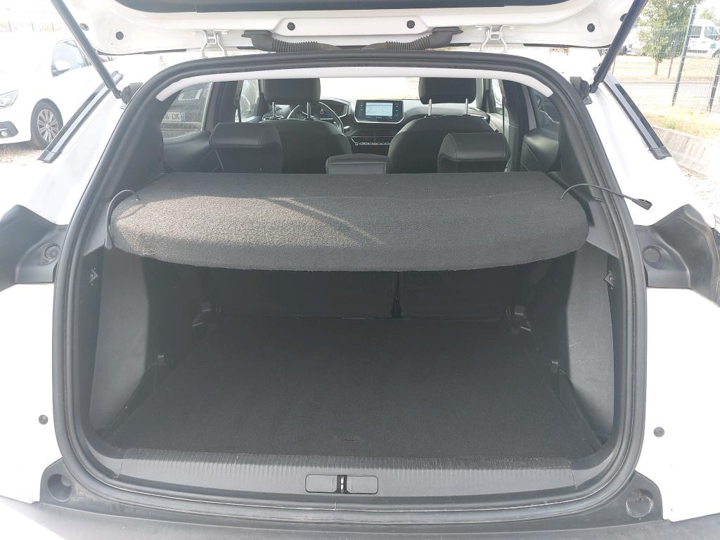 Peugeot 2008 PureTech 130 S&S EAT8 Allure Pack 2021