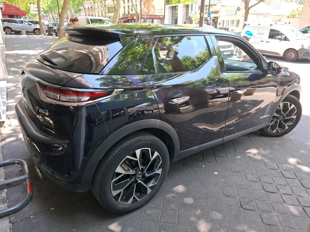 DS DS3 Crossback PureTech 155 EAT8 Ines de la Fressange Paris 2021