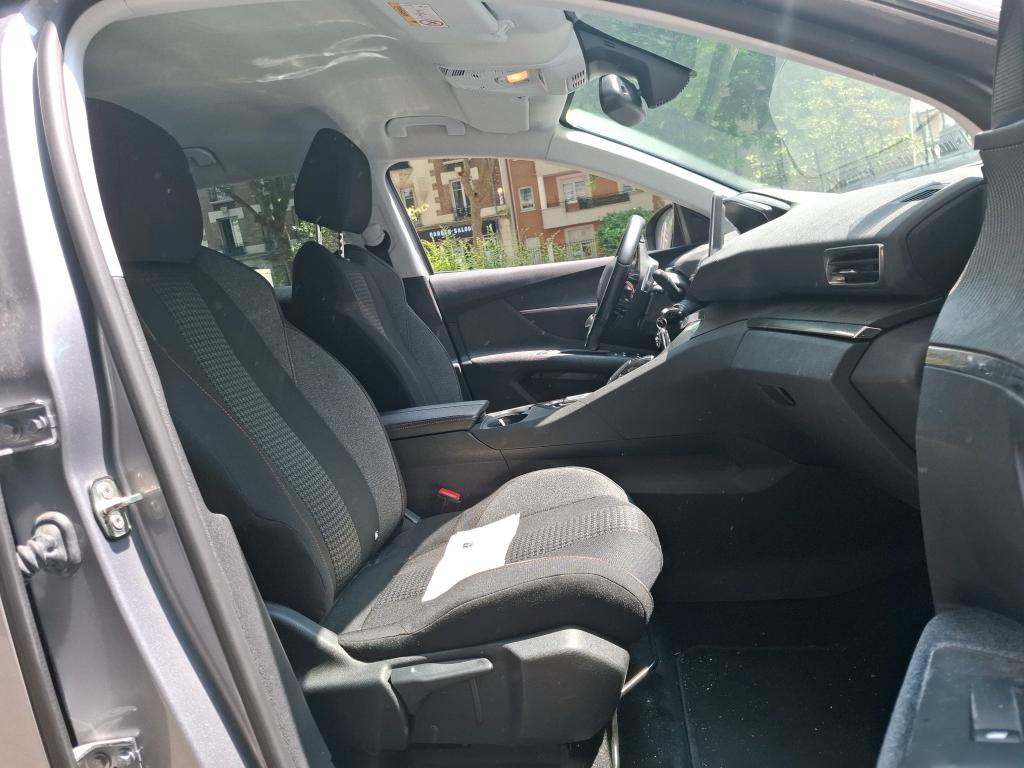 Peugeot 3008 BlueHDi 130ch S&S EAT8 Active Business 2020