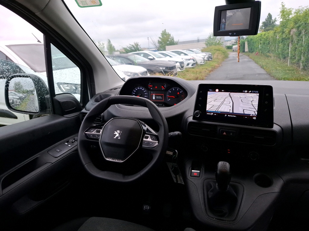 Peugeot PARTNER FOURGON STANDARD 650 KG BLUEHDI 100 S&S BVM5 ASPHALT 2021