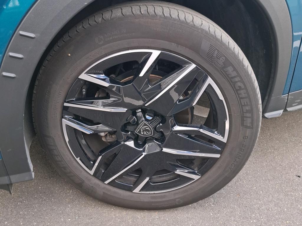 Peugeot 3008 Hybrid 145 e-DCS6 GT 2025