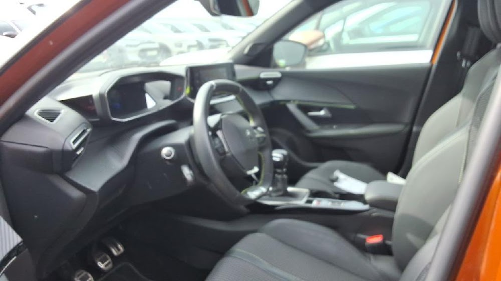 Foto Peugeot 2008 6