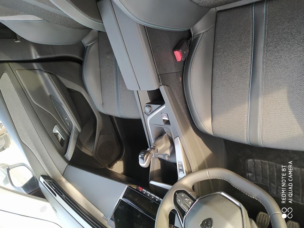 Foto Peugeot 308 12