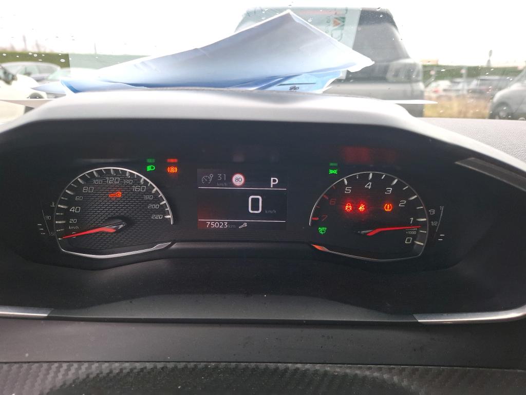 Peugeot 2008 BlueHDi 130 S&S EAT8 Active Business 2021