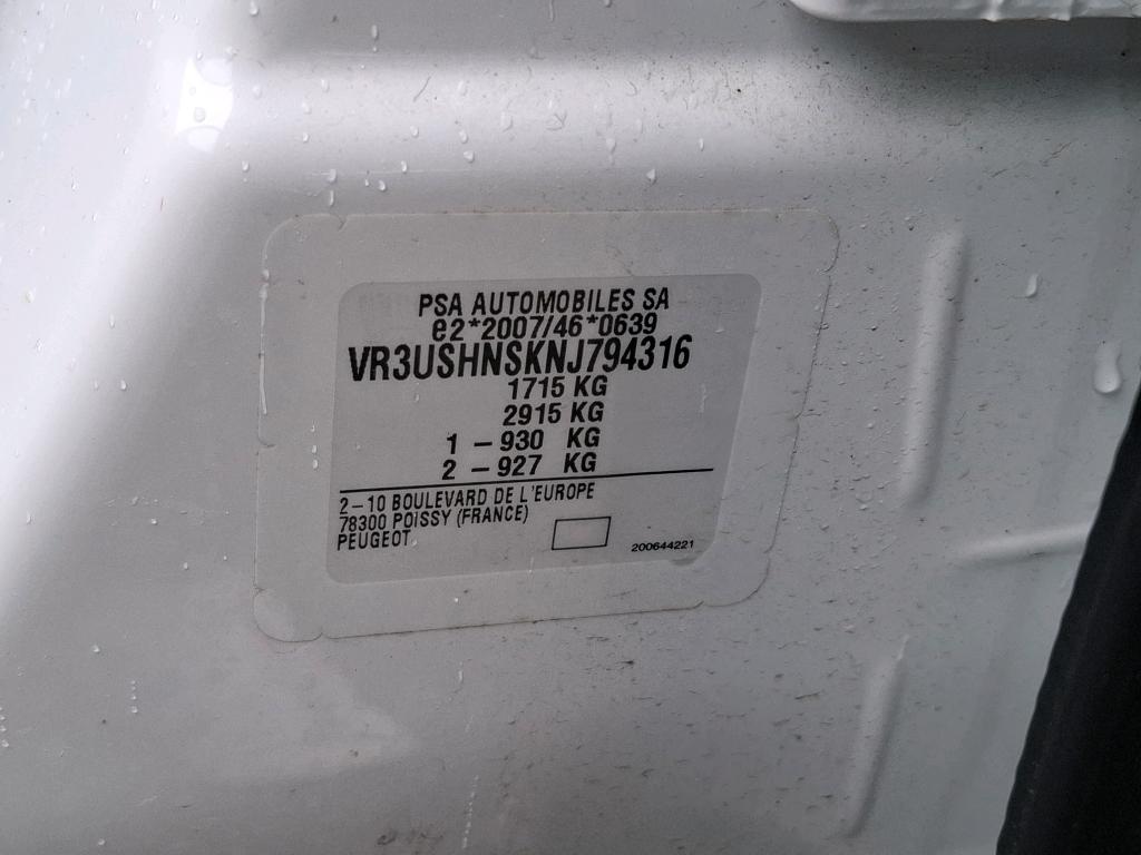 Peugeot 2008 PureTech 130 S&S BVM6 Active Pack 2022