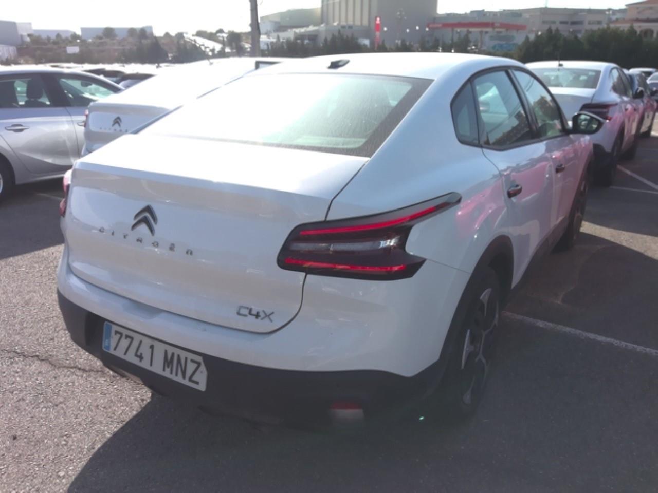 Foto Citroën C4 X 3