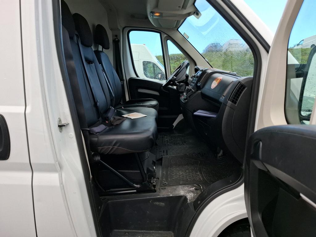 Peugeot BOXER TOLE 335 L2H2 BLUEHDI 120 S&S PREMIUM 2020