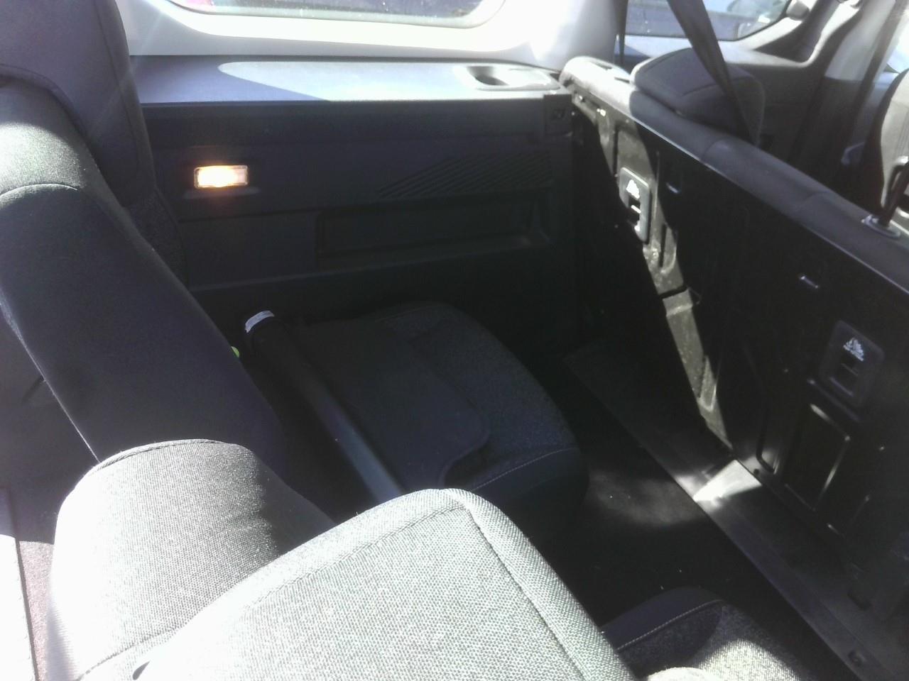 Foto Peugeot Rifter 15