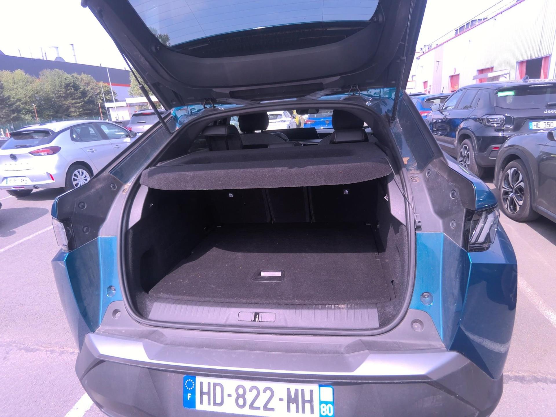 Peugeot 3008 Hybrid 145 e-DCS6 Allure 2025